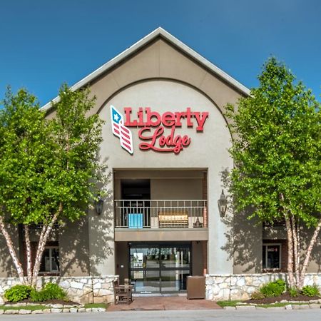 Liberty Lodge Saint Robert Exteriör bild