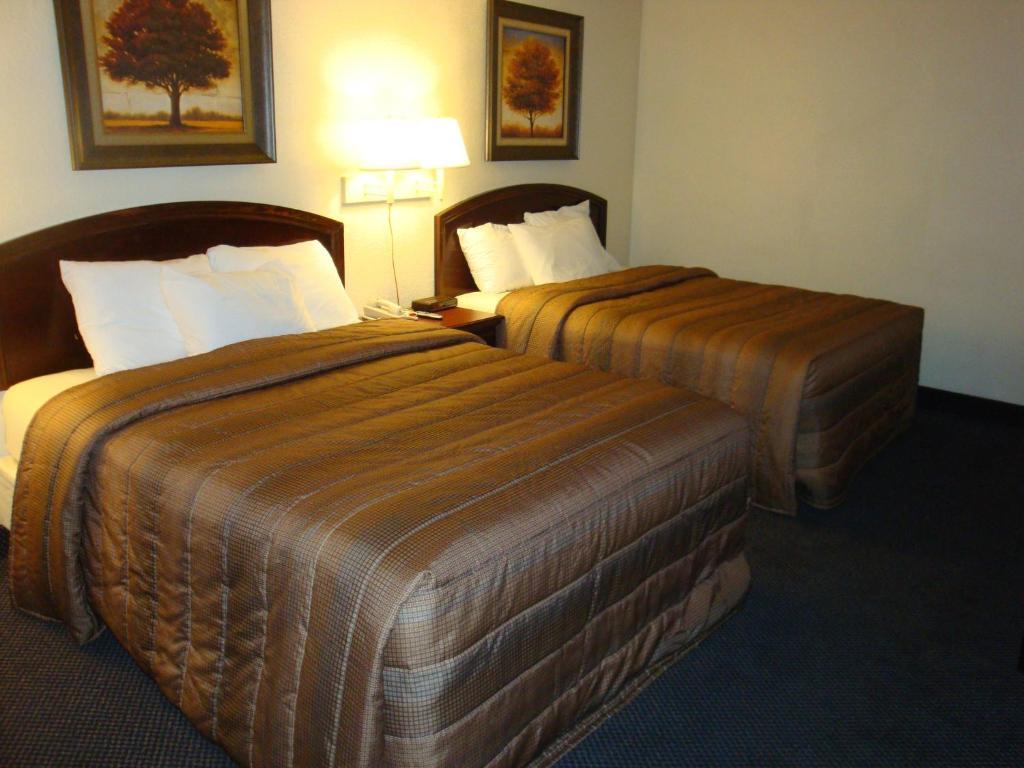 Liberty Lodge Saint Robert Rum bild